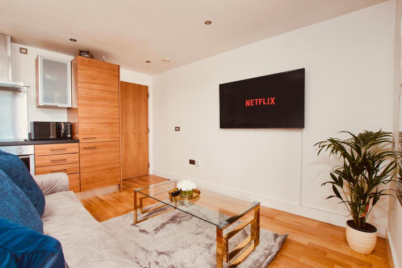 King Deluxe City Apt Large Balcony& Free Parking! Leeds (West Yorkshire) Exterior foto