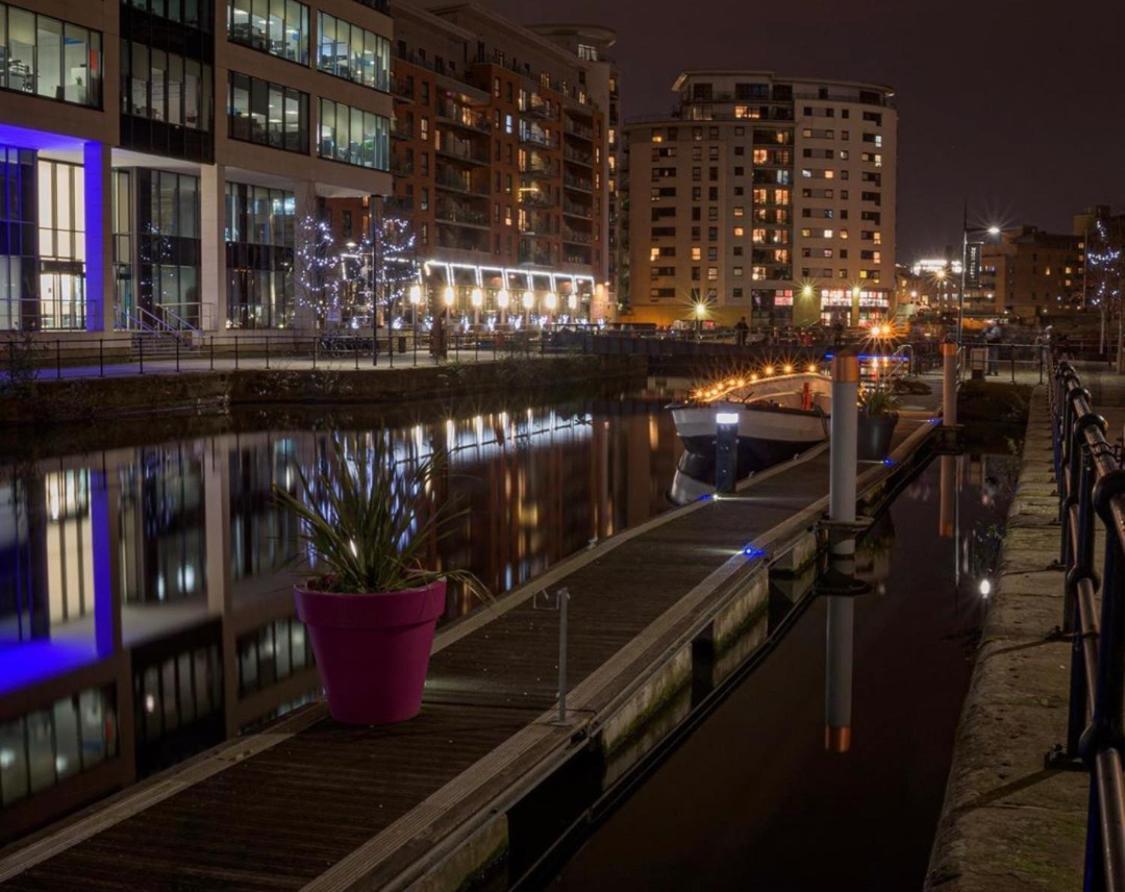 King Deluxe City Apt Large Balcony& Free Parking! Leeds (West Yorkshire) Exterior foto